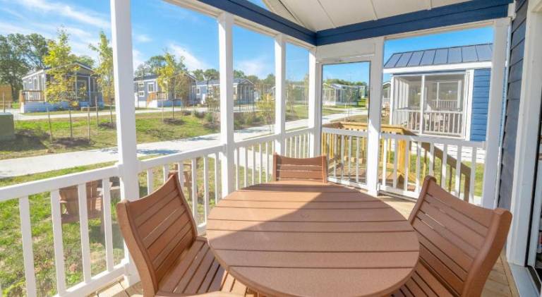 Vacation home with BBQ, terrace & pool — photo 4