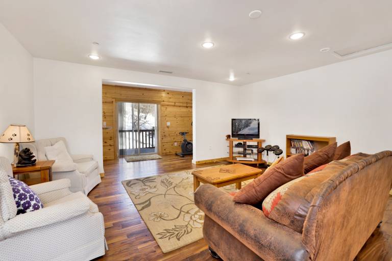 Children-friendly beautiful cabin with barbeque | Mountain view | Dogs allowed — photo 3