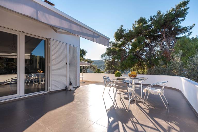 Ferienhaus in Splitska für max. 9 Personen Ferienhaus in Splitska für max. 9 Personen