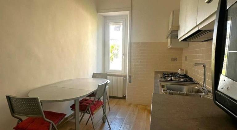 Holiday apartment with jacuzzi & yard — photo 5