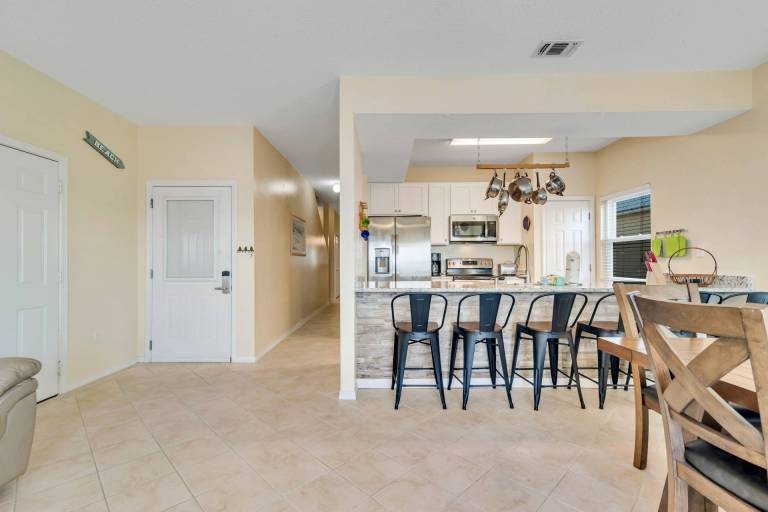 Lagoon-Facing Duplex Shared Boat Launch & Pier Steps to Beach — photo 5