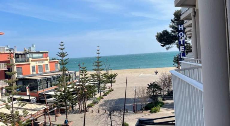 Rental apartment | Beach nearby | Dogs allowed in Collioure