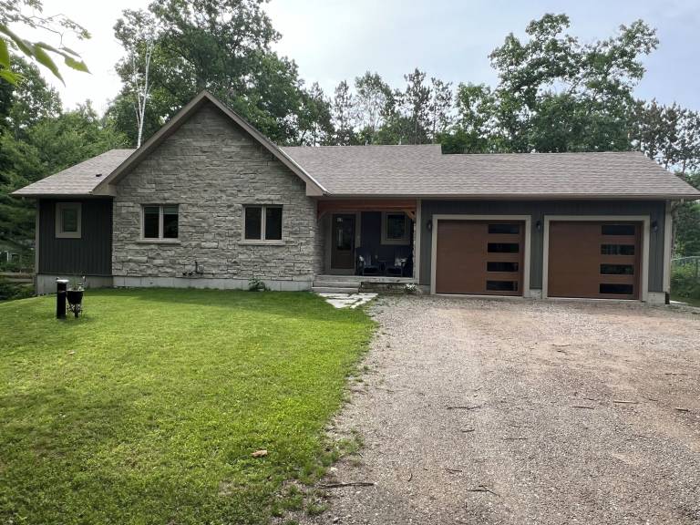Cabin  Penetanguishene