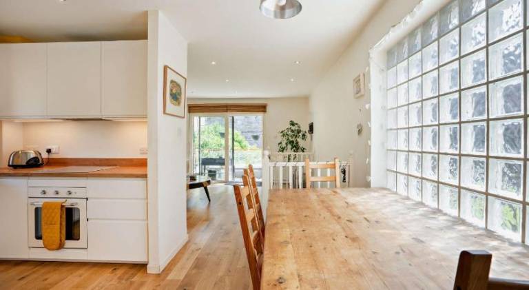 Apartment | Near Royal Mile | Dogs allowed — photo 2