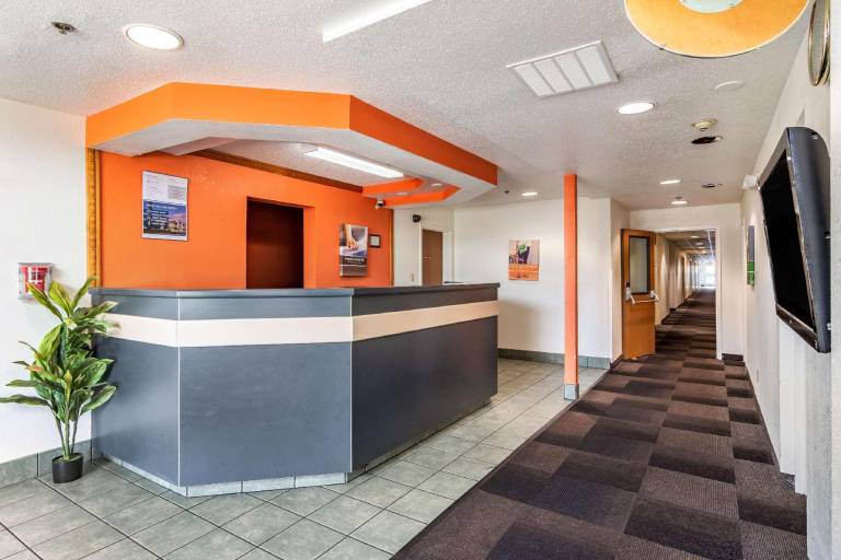 Motel 6 Chattanooga, TN - Downtown — photo 5