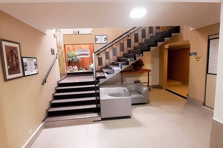 Aton Plaza Hotel