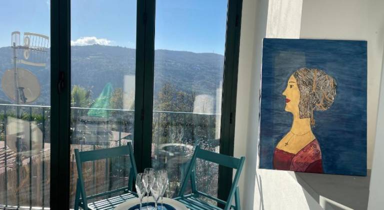 Rental apartment with terrace — photo 2