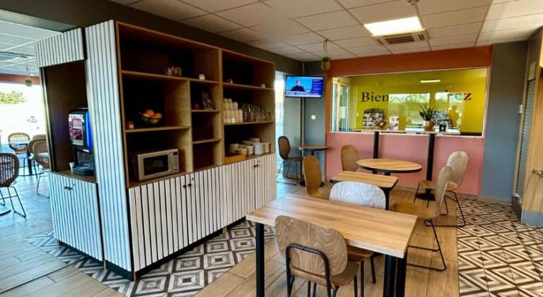 B&B HOTEL PERPIGNAN Nord Aeroport — photo 4