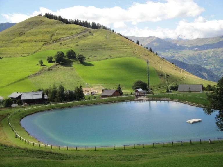Maison de vacances Albiez-Montrond