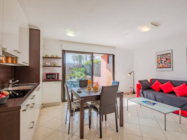Rental apartment with terrace | Pets are welcome — photo 4