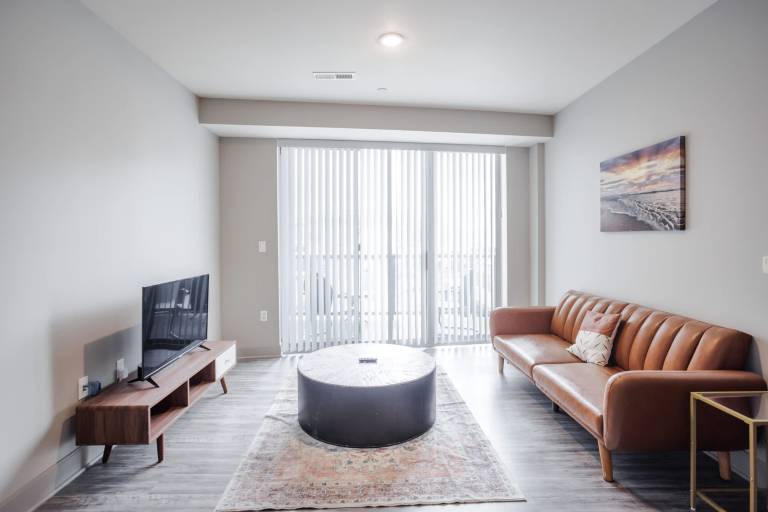CozySuites at the Banks gym pool 12