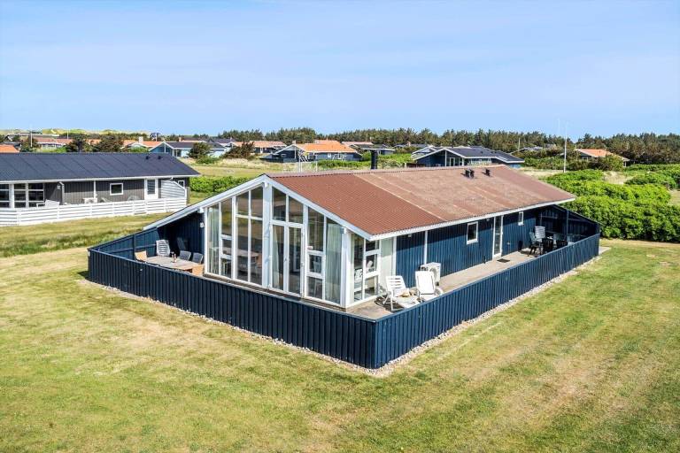House with BBQ & terrace — photo 2