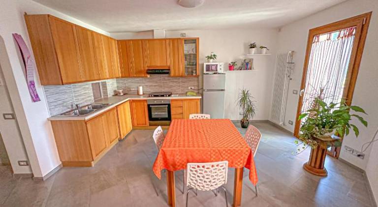 Vacation home with 2 rooms for 4 persons in Porlezza