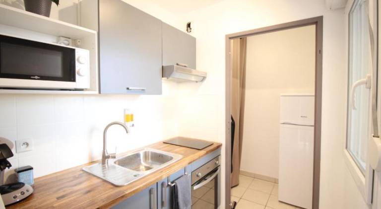 Tout confort ! Calme, Climatisation, Parking gratuit, Grande Terrasse, Ascenseur, Wifi — photo 4