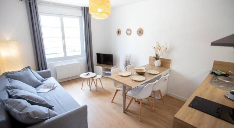 Apartment with 1 room for 4 persons — photo 2
