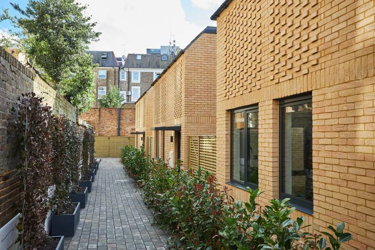 Holiday apartment with patio — photo 3