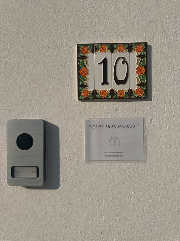 Casa Specchia