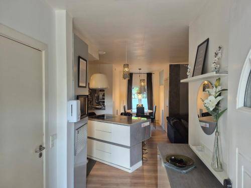 Serviced apartment with yard, terrace & sauna | Perfect for remote work — photo 3