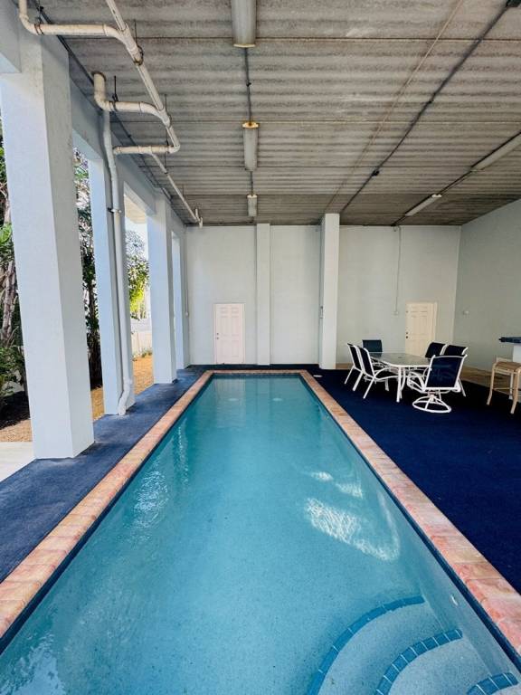Vacation home with pool & grill | Next to the beach | Pets are welcome in Bradenton Beach, FL