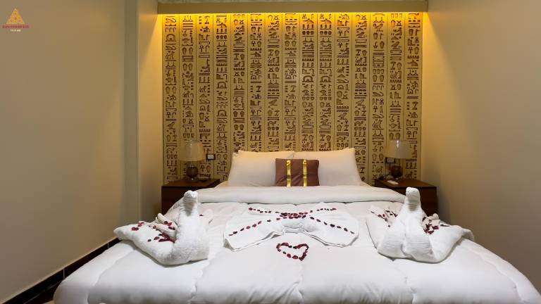 Lovely holiday apartment with patio & hot tub | Perfect for remote work | Pets are welcome in Giza