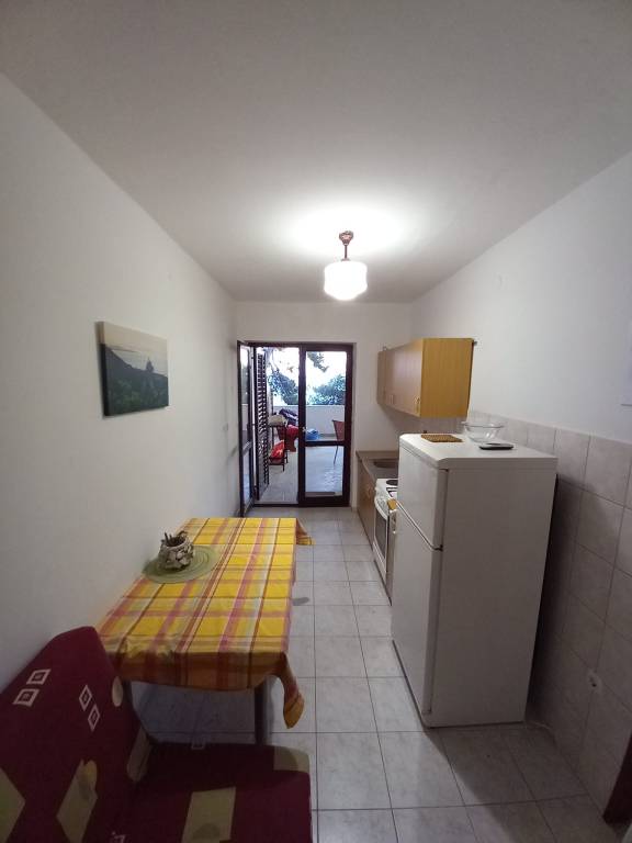 Two bedroom apartment near beach Ivan Dolac, Hvar (A-21269-b) — photo 3