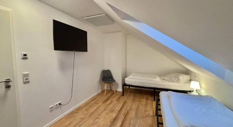Rental apartment with 1 room for 4 persons in Bielefeld