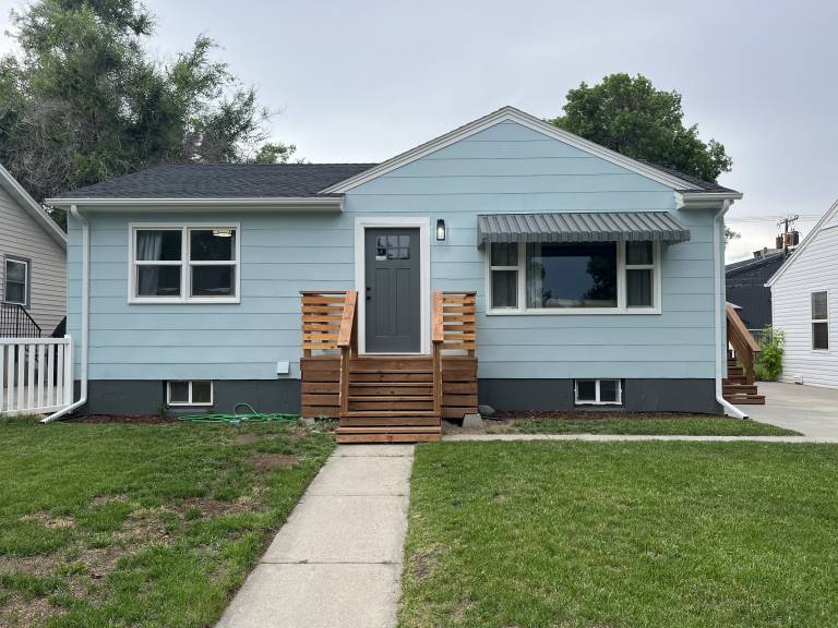House  West End