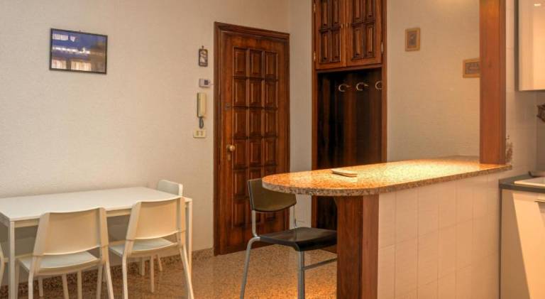 Rental apartment with 2 rooms for 5 persons — photo 3