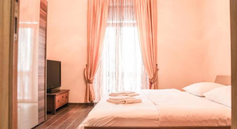 Rental apartment with 2 rooms for 8 persons — photo 2