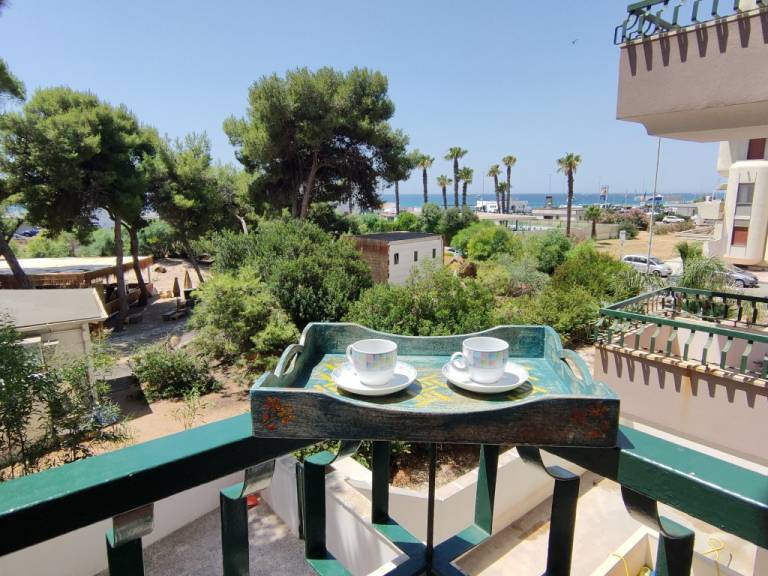 Holiday apartment | Garden view in Alezio