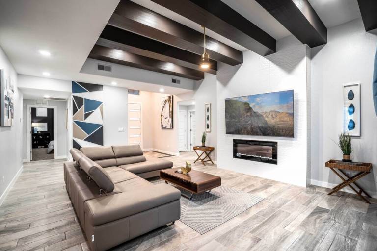 Villa West Valley