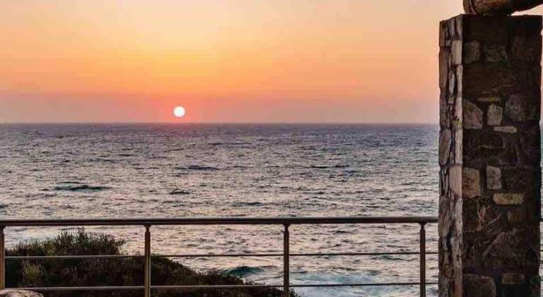Villa with barbeque, private pool & garden | Perfect for remote work — photo 4