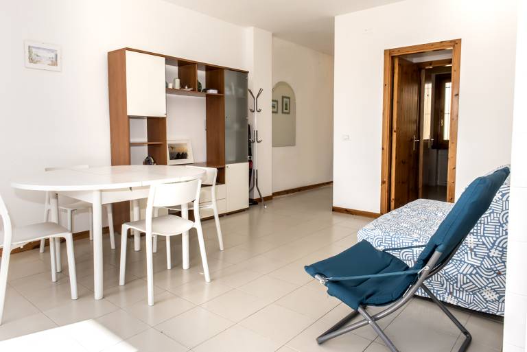 Holiday apartment with terrace | City view — photo 2