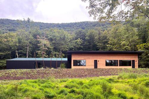 Bed and breakfast  Shokan