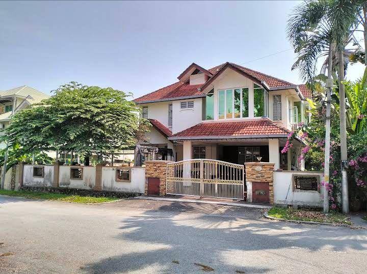 350 m² Bungalow