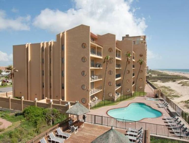 Child-friendly lovely condo with private pool | Next to the beach | Dogs allowed — photo 4