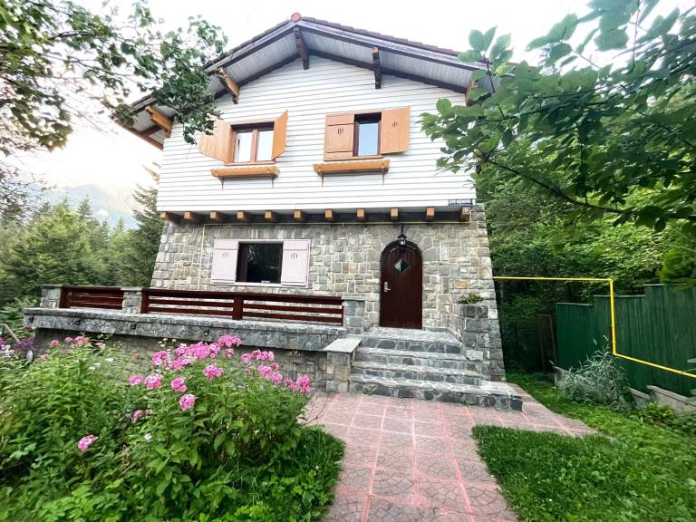 Domek w stylu alpejskim  Sinaia