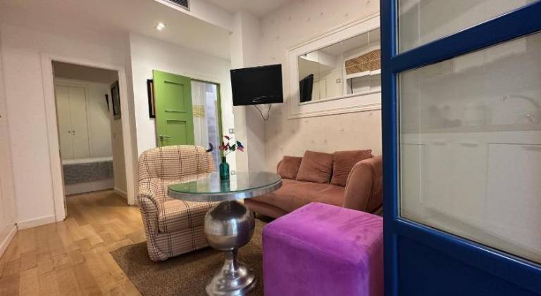 Family-friendly beautiful rental apartment | Next to Seville Cathedral | Suitable for remote work | Pets allowed — photo 2