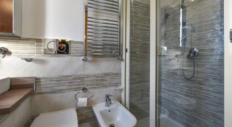 House with 2 rooms for 7 persons — photo 2