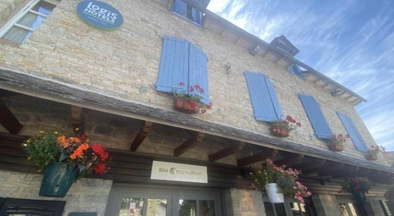 Logis Hotel Restaurant L'Auberge du Chateau — photo 4