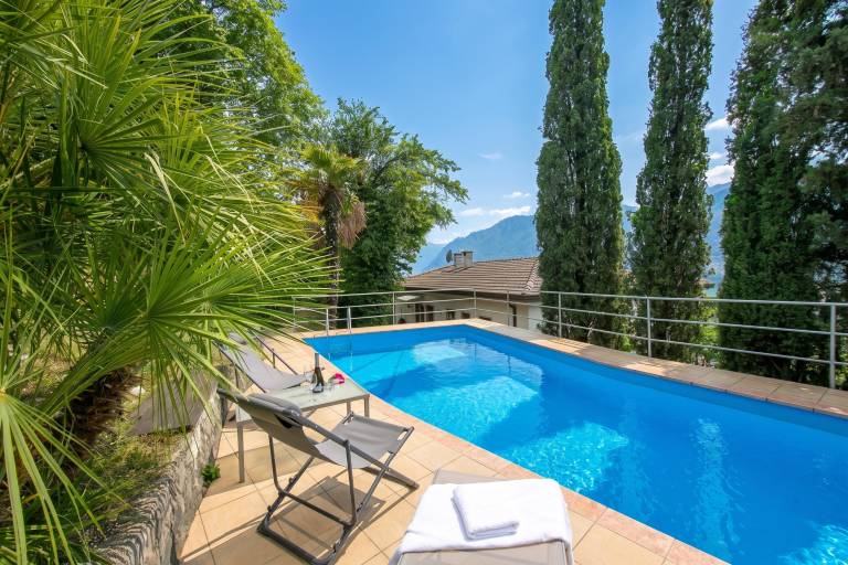 Ferienhaus mit Hund inNaag-Turbel, Nago-Torbole Gardasee f&uuml;r max. 8 Personen
