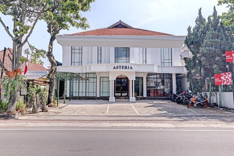 Stylish DBL Suite Escape W Free WiFi and Parking