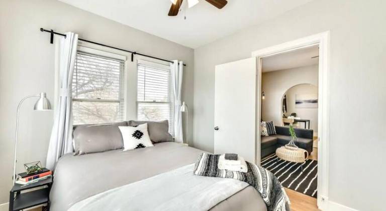 Nice apartment | Pets are welcome in Dallas, TX