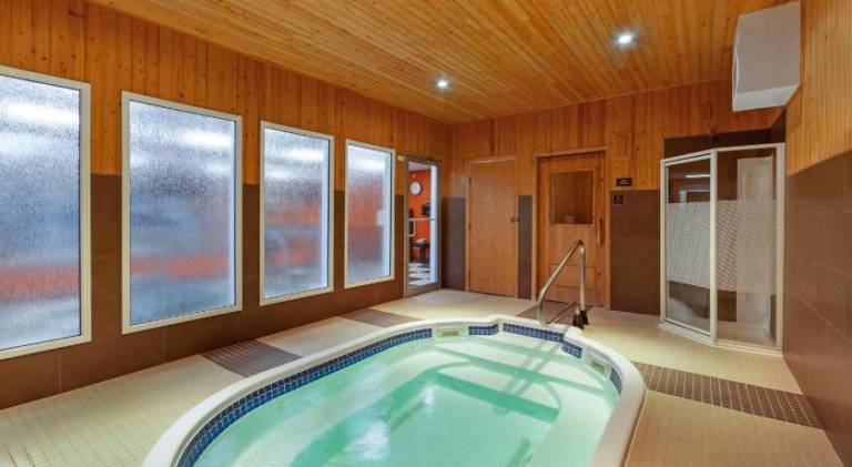 Best Western Plus Peace River Hotel & Suites — photo 5