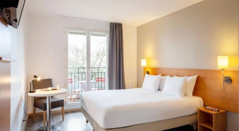 Serviced apartment with garden | Good for workation | Pets allowed in Creteil