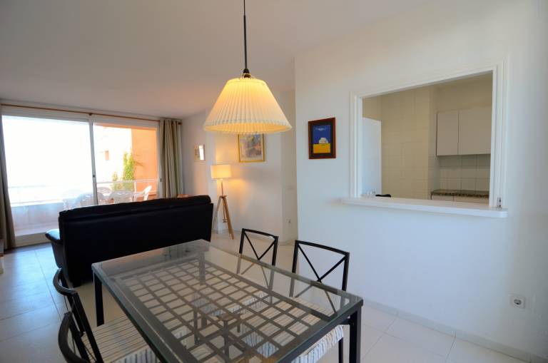 Fully equipped apartment with pool & patio | Next to the beach | Pet-friendly — photo 4
