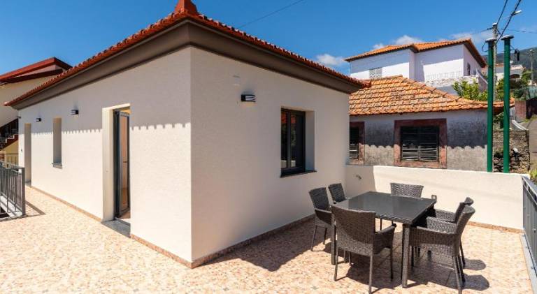 House with patio | Perfect for remote work — photo 4