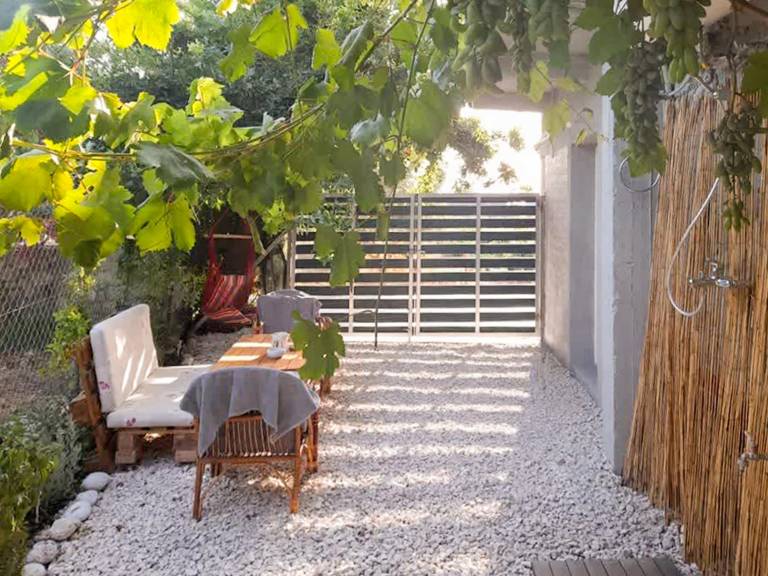 Apartment Gialova