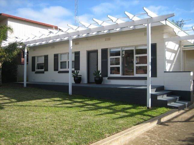 House  Moonta Bay