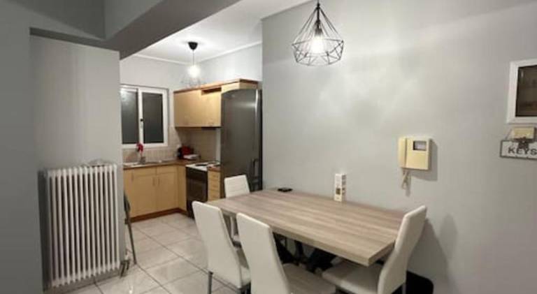 Rental apartment with patio — photo 3